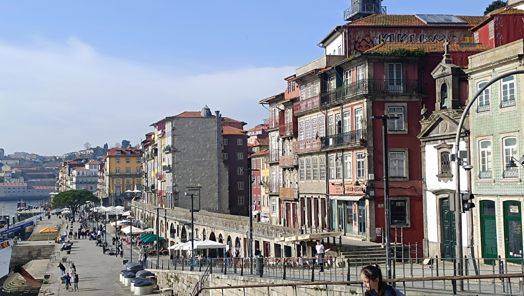 Das schmucke Altstadtviertel von Porto: Ribeira